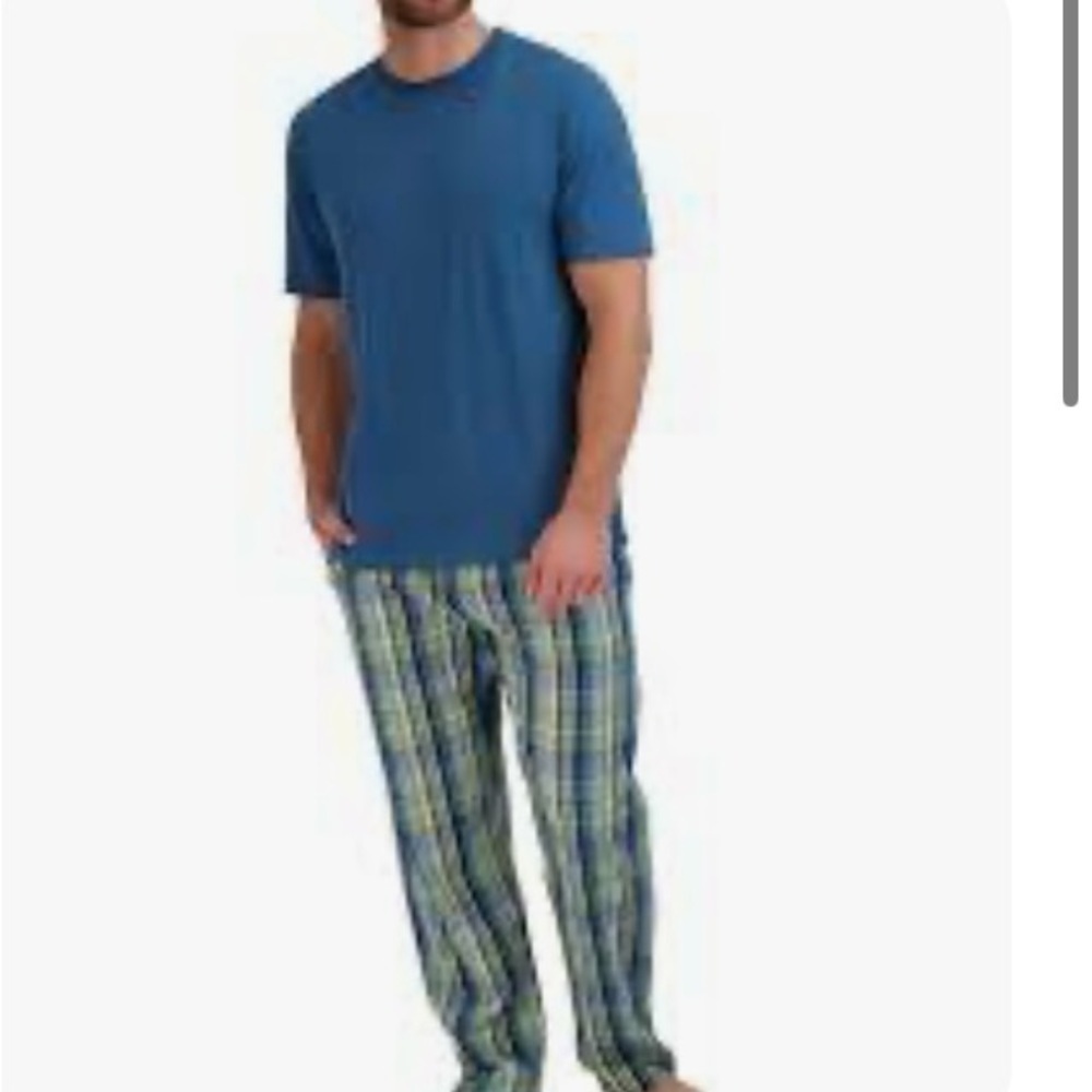 NWT Hanes
Men's 2-Pc. Relaxed-Fit Sleep T-Shirt & Stretch Plaid Pajama Pants Set